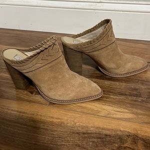Kristin Cavallari Chinese Laundry Bootie Mules